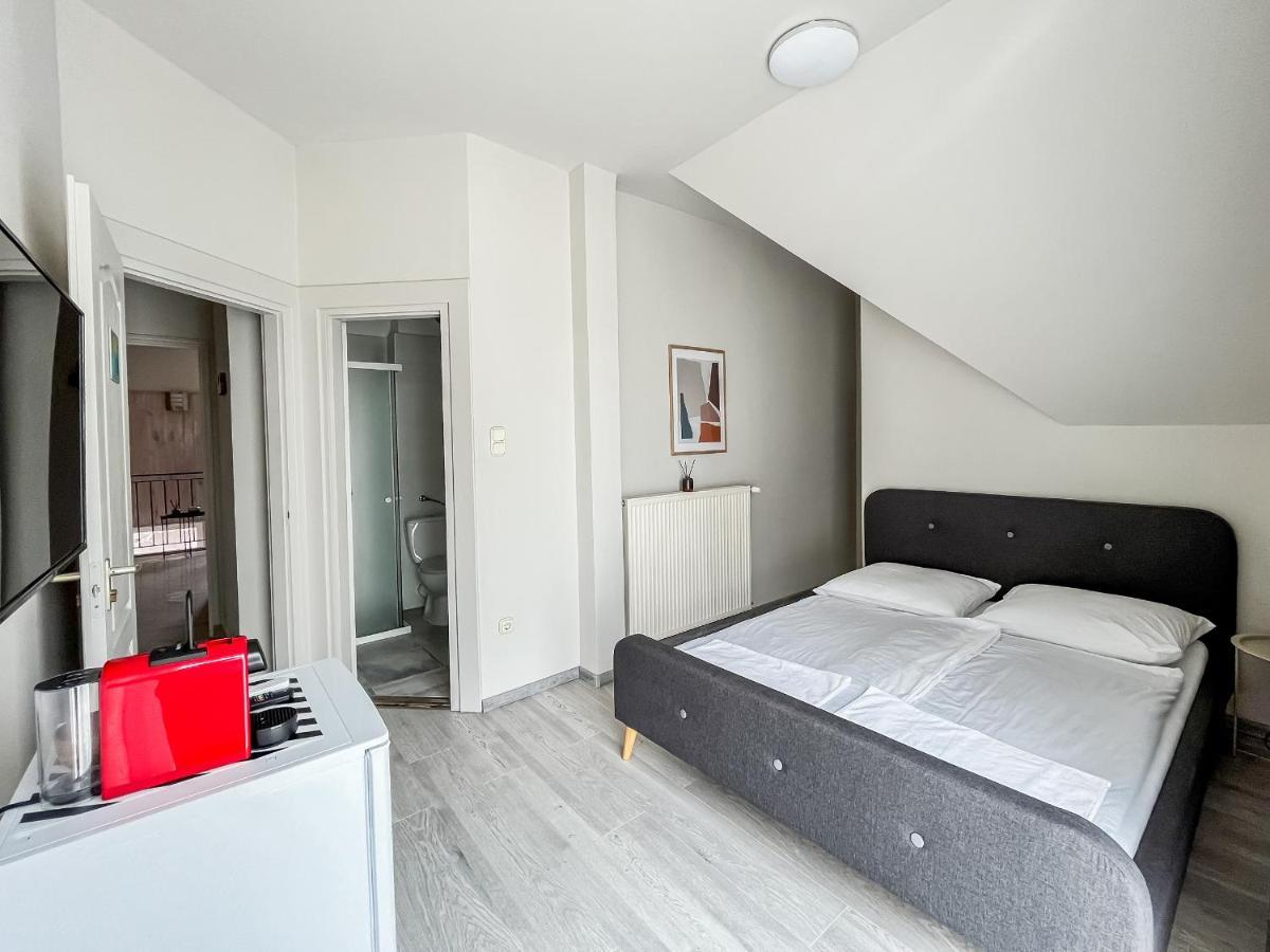 Villa 21 Boutique Rooms Балатональмади Экстерьер фото